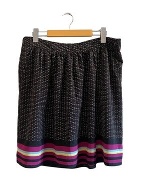 Old Navy Black Polka Dot Skirt with Colorful Hem Stripes – Size 10 EUC